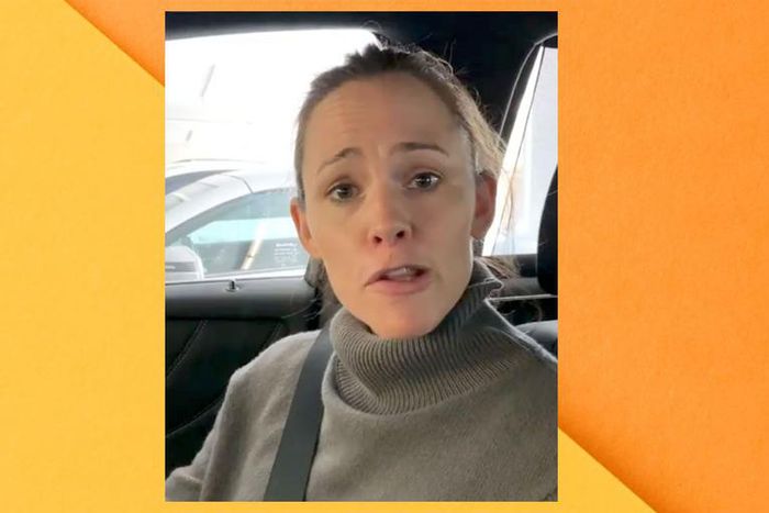 Jennifer Garner's Skin Is Glowing In New Selfie