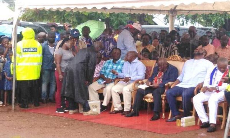 Akufo-Addo defies rains to interact with citizenry