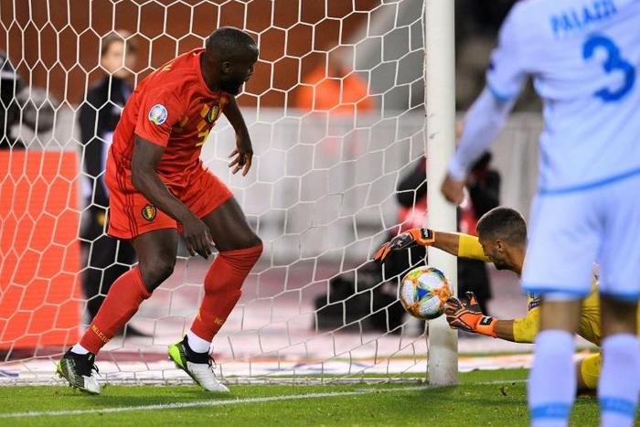 Lukaku scored twice as Belgium reached Euro 2020 by putting nine past San Marino