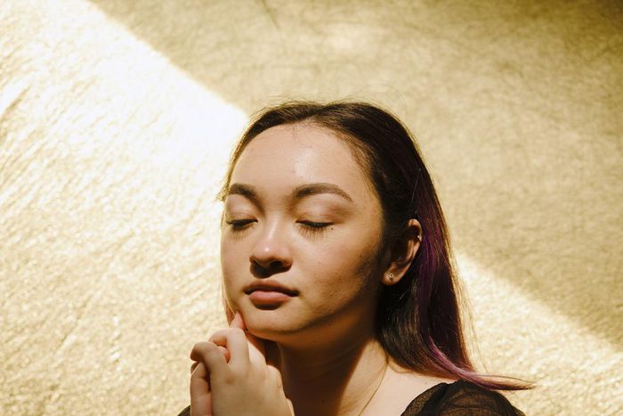 A Teenager, Her Ukulele and a Bedroom Pop Empire-in-the-Making