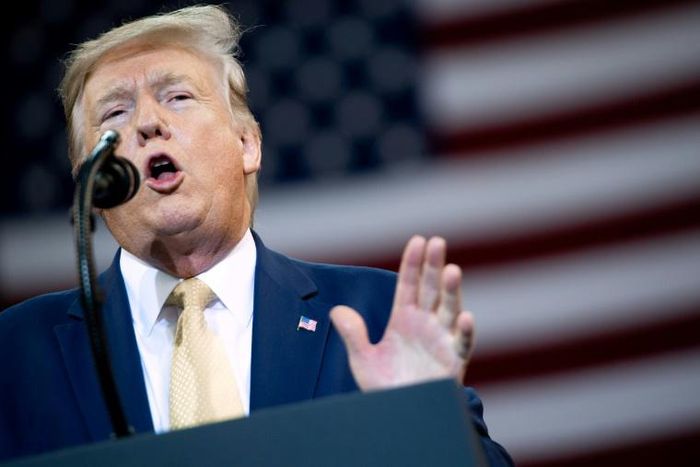 US President Donald Trump has offered to help Mexico "wage war" against its drug cartels