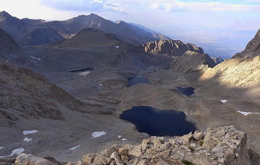 Hikers Find Mystery Skeleton on Remote Mountain in California