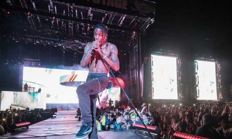 Travis Scott Might Have Broken His Knee on Stage