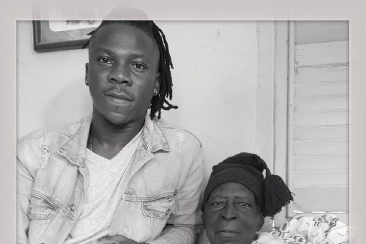 Stonebwoy loses grandfather