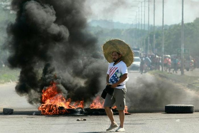 A controversial October 20 election, won by Morales but described by his opponent Carlos Mesa as a fraud, has triggered almost a week of violent clashes
