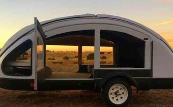 This Electric Trailer Is a Featherweight Beast