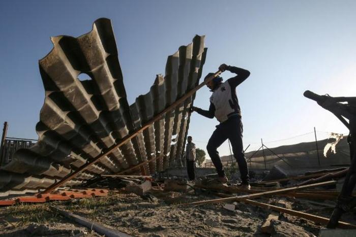 The retaliatory Israeli air strikes came after two straight nights of rocket fire from Gaza, the first since September 12