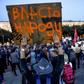 Protests will be in vain: The Kremlin's man is tipped to win in Saint-Petersburg