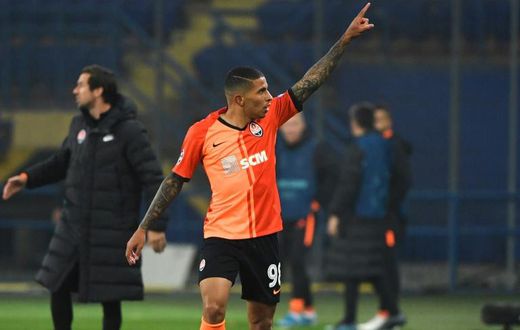 Dodo's goal earned Shakhtar Donetsk a 2-2 draw with Dinamo Zagreb in Ukraine in their Champions League clash on Tuesday