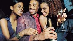 8 ways to tell you are dating a player
