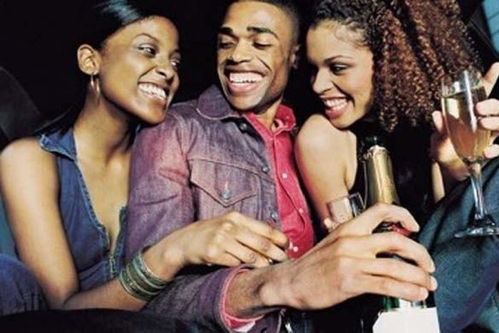 8 ways to tell you are dating a player