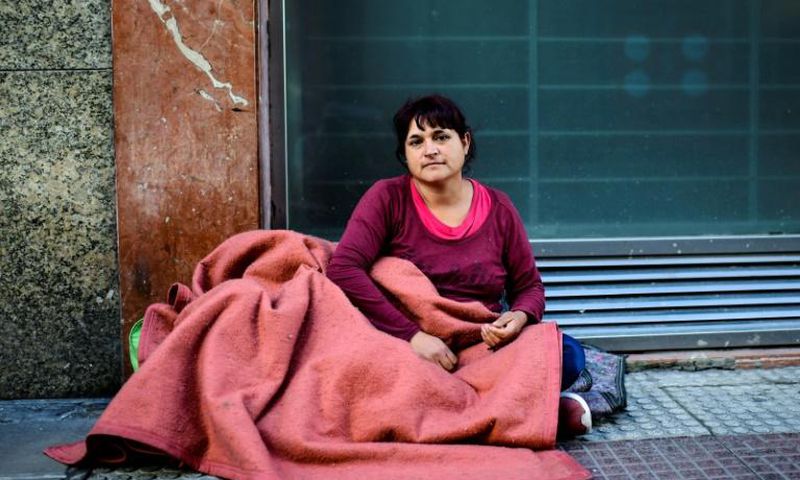 Soledad Sanchez has seven children -- and now sleeps in the enclosed entryway protecting an ATM