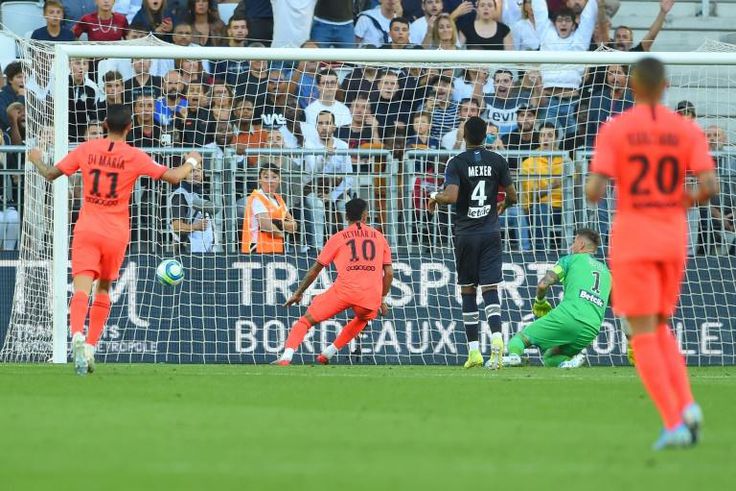 Neymar scored Paris Saint-Germain's winning goal in Bordeaux from close range after a precise cross by Kylian Mbappe