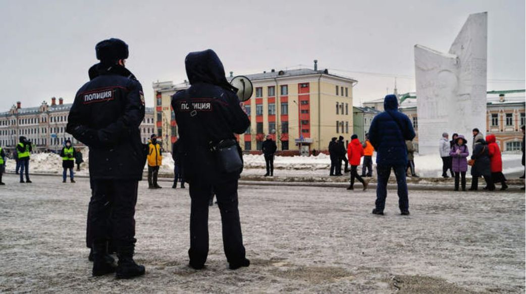 Police detains party attendees for looking too gay
