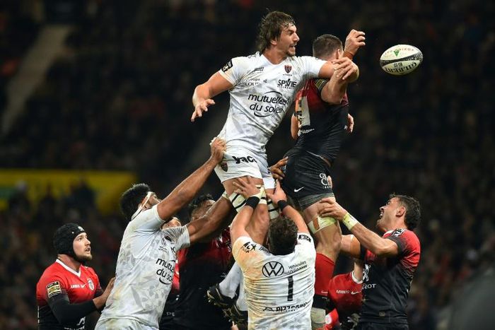 South African lock Eben Etzebeth in action for Toulon