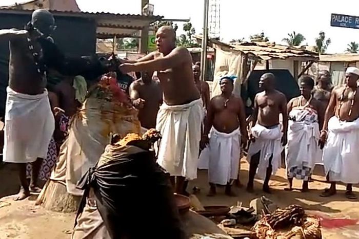Traditional priests in Aflao pray against spread of Coronavirus