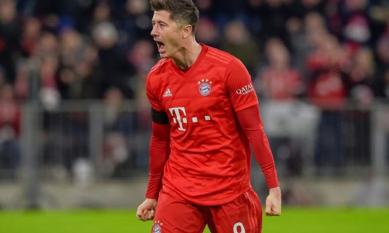 Polish forward Robert Lewandowski netted twice in Bayern Munich's 3-2 league win over bottom side Paderborn