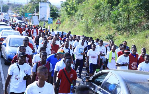 Conti Alumni works out to encourage healthy lifestyle