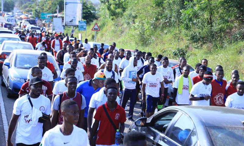 Conti Alumni works out to encourage healthy lifestyle