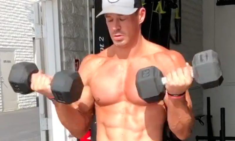 You Don't Need Go Heavy to Smash Your Upper Body