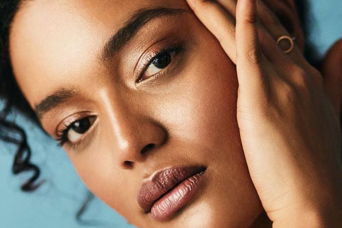 How to Do Your Brows at Home, According to Pros