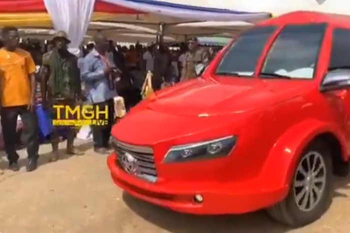 Kantanka airplane car