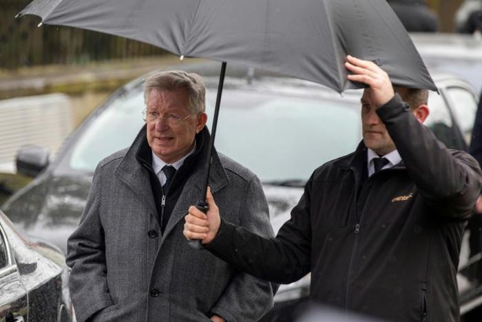 Alex Ferguson attends the funeral of former Manchester United goalkeeper Harry Gregg