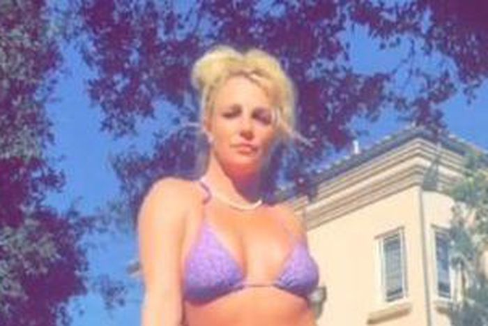 Britney Spears Shares 2020 Yoga And Fitness Goals