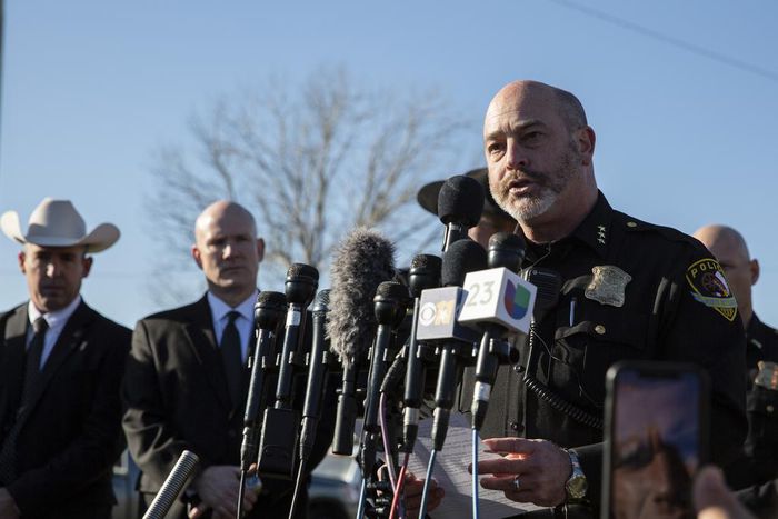 Inside a Texas Church, Guns, Bibles and a Spirited Firearms Debate