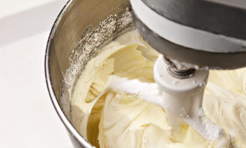 Dr. Pimple Popper Pops 'Buttercream Frosting' Cyst