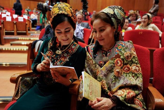 The theatre in the capital Ashgabat was packed for the staging of  19th century Italian composer Ruggero Leoncavallo's opera 'Pagliacci'