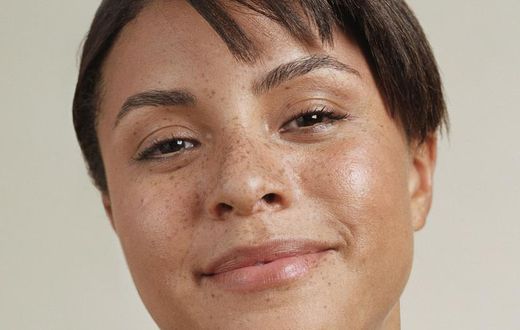 5 Surprising Skin Benefits Of Not Wearing Makeup