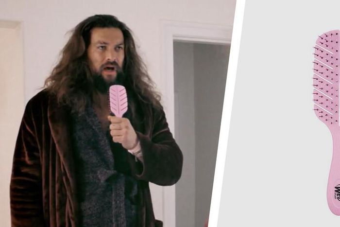 Get Momoa’s Eco-Friendly Pink Hair Brush