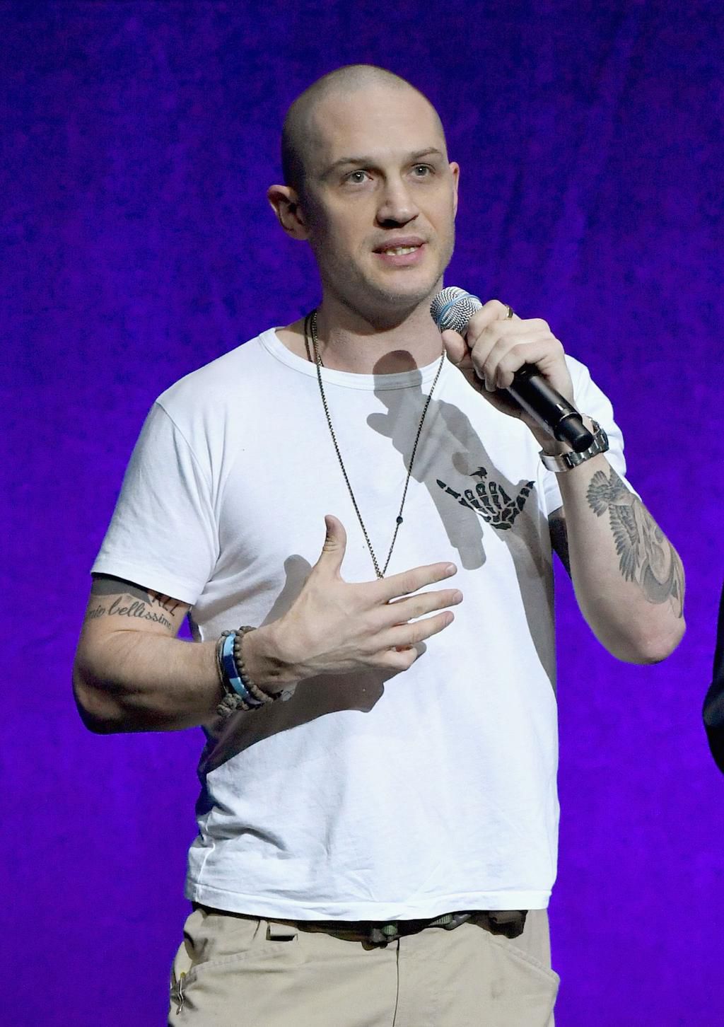 40 Celebrities Who've Shaved Their Heads