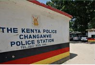 Driver intentionally collides with a truck to kill officer escorting him to station for traffic offense
