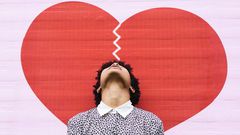 5 signs that shows you are not in love