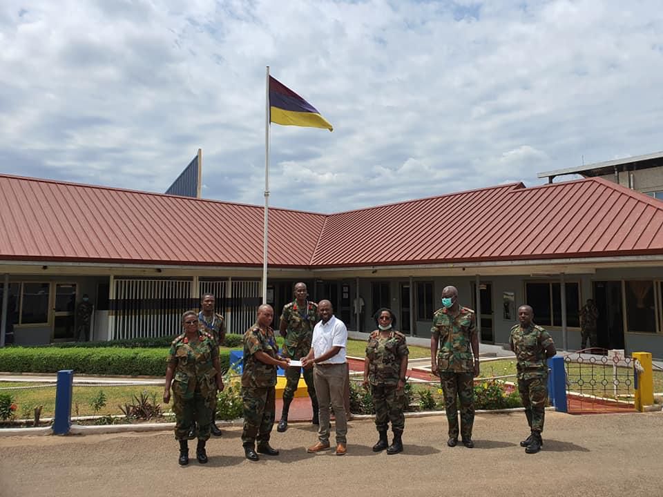 Senyo Hosi donates to 37 Military Hospital