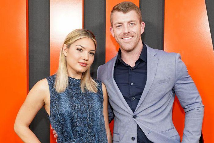 See Giannina & Damian's 'Flip The Switch' Video