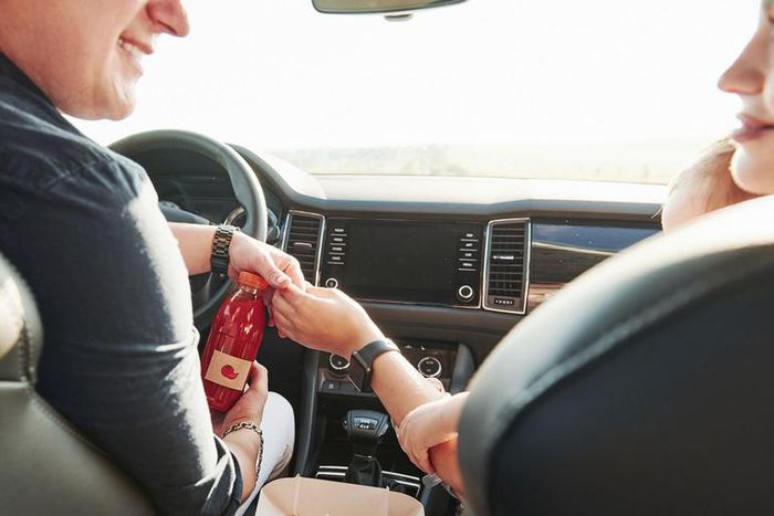 How to Eat Healthy When You Live Out of Your Car