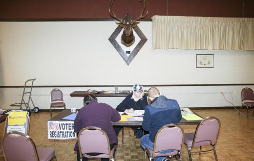 In Closely Divided Wisconsin, the Battle for Votes Is Already Underway