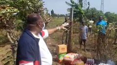 COVID-19 Lockdown: Duncan-Williams feeds farmers in his neighbourhood