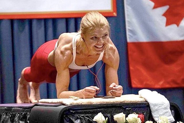 This Woman Set a Record for Longest Plank Hold