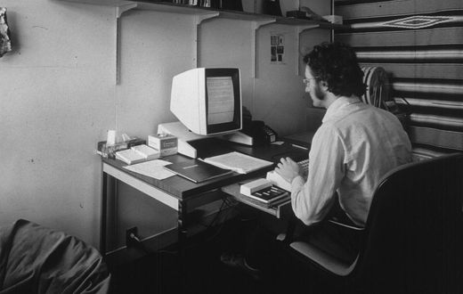 Lawrence Tesler, Pioneer of Personal Computing, Dies at 74