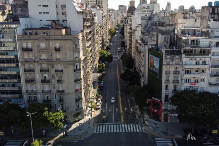 Argentina has gone into nationwide lockdown, but that didn't stop one couple, who organized a virtual wedding