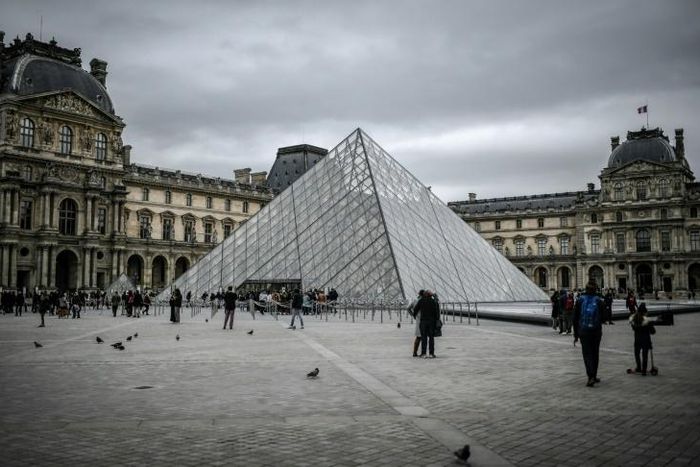 The Louvre, the world's most visited museum, did not open on Sunday due to staff's coronavirus concerns