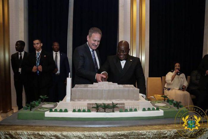 Nana Addo with National Cathedral design