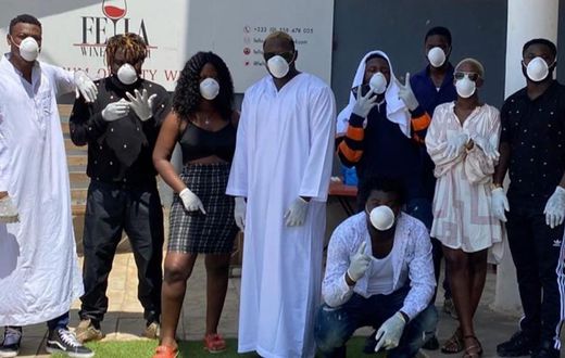 Fella Makafui and Medikal donate items Ghana Police and the less privillage