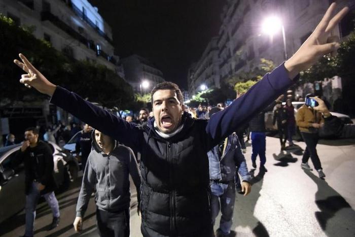 Algerians protesting over next month's presidential election march in the capital on November 21, 2019
