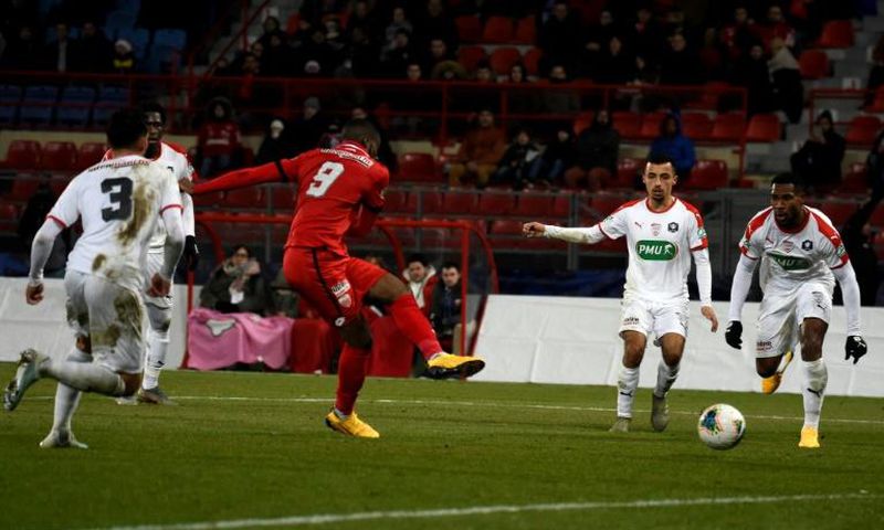 Dijon's English forward Stephy Mavididi came through the youth ranks at Arsenal