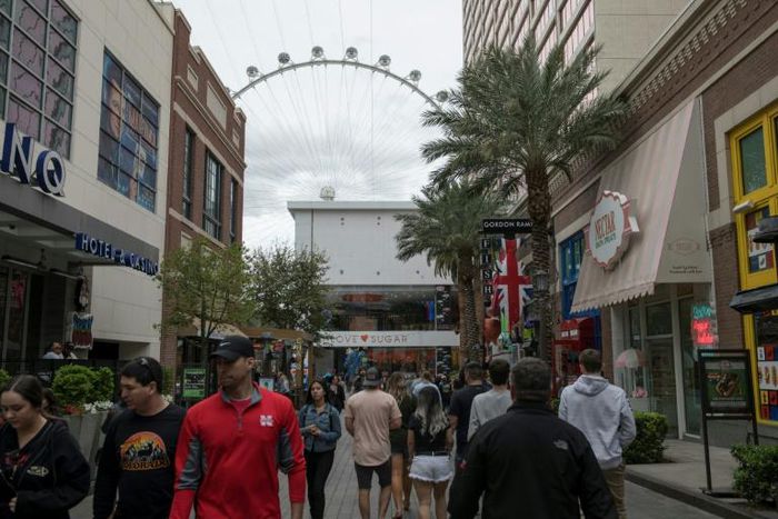 The US Centers for Disease Control and Prevention issued new nationwide guidance recommending that organizers cancel or postpone any events gathering 50 people or more